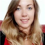 Étudiante pour être professeur des écoles